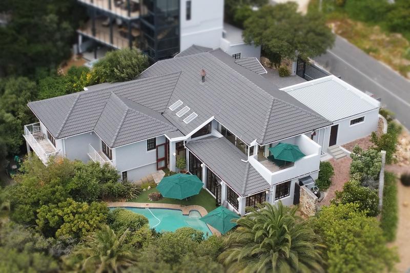 4 Bedroom Property for Sale in Camps Bay Western Cape